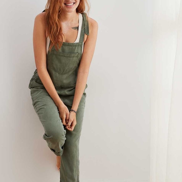 aerie Pants - Aerie Lyocell Overalls sz. M
